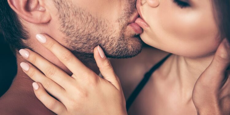चुम्बन सुरु गर्नुका कारण