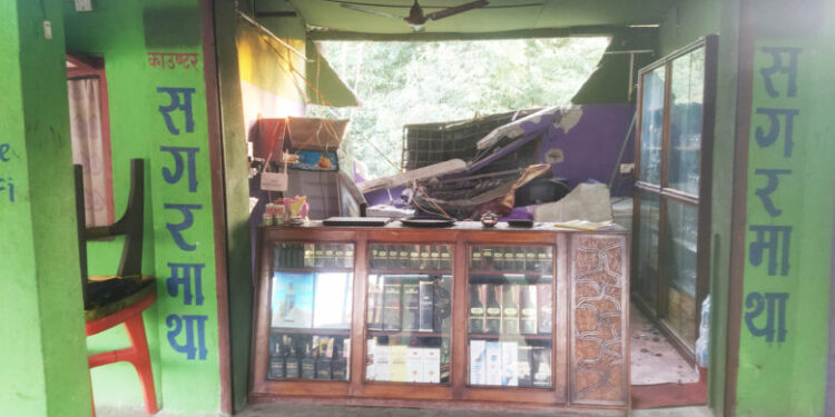 कमलमा जंगली हात्तीद्वारा लक्ष्य सेकुवा कर्नरमा ठुलो क्षती