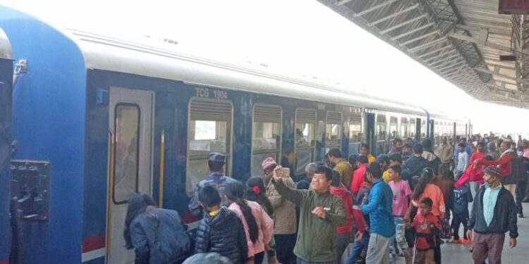 १६ महिनापछि परीक्षणका लागि गुडाइयो रेल
