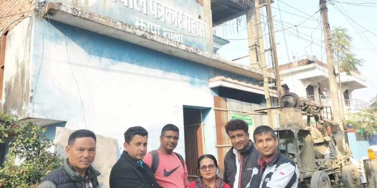नेपाल पत्रकार महासंघ झापाका अध्यक्ष गिरीद्धारा पत्रकार उपचार कोषलाई २५००० प्रदान