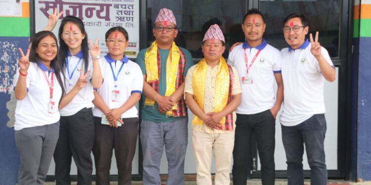 सौजन्यले गर्यो वडा नं २ का नवनिर्वाचित दुईजना जनप्रतिनिधिलाई सम्मान