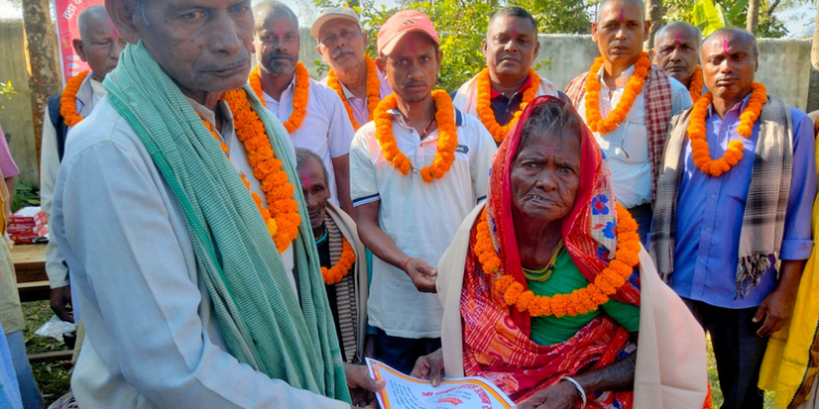 ज्येष्ठ नागरिक सम्मानित