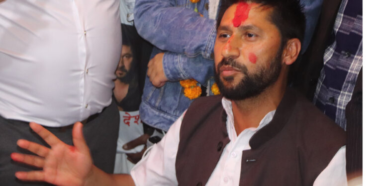 चितवन क्षेत्र नं २ मा रवि लामिछानेको जित