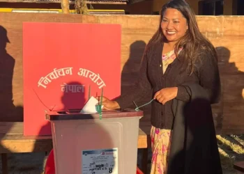 रामकुमारी झाँक्रीले गुल्मीबाट गरिन् मतदान