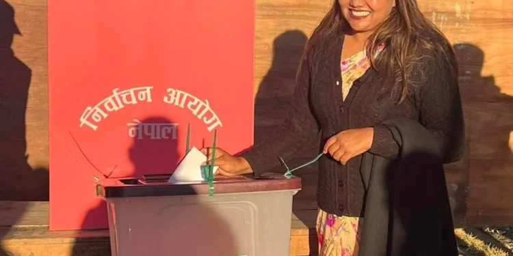 रामकुमारी झाँक्रीले गुल्मीबाट गरिन् मतदान