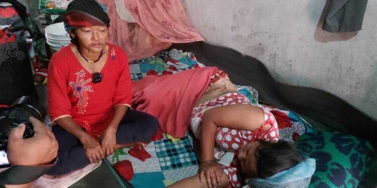 श्रीमान जेलमा, श्रीमती जीवनमरणको दोसाधमा