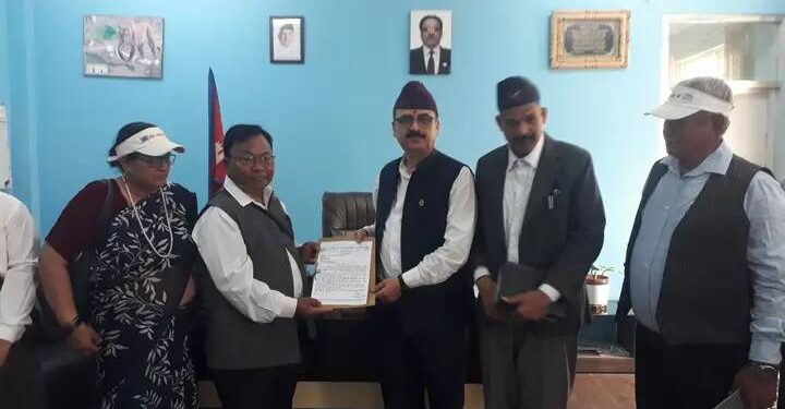 राष्ट्रिय जनमुक्ति पार्टी चितवन जिल्ला समितिले सिडियोलाई बुझाए ज्ञापनपत्र