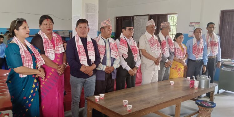 हिमालय माबिमा शिक्षक २जना प्रतिनिधि सहित ९जनाको बिधालय ब्यबस्थापन समिती गठन ।