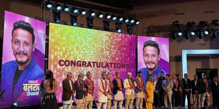 ‘हिमालय लोकस्टार’को उपाधि विश्वकर्मालाई