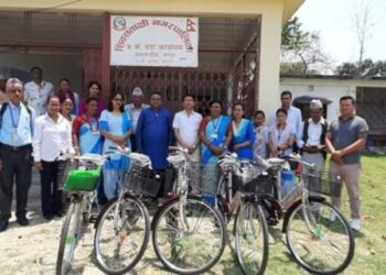 शिबसताक्षीका महिला स्वास्थ्य स्वयम् सेविकाहरुलाई साइकल बितरण