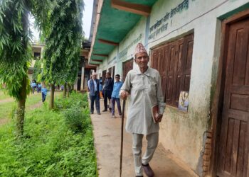 नब्बे वर्षीय डाँगीलाई विद्यालय जान उमेरले छेकेन