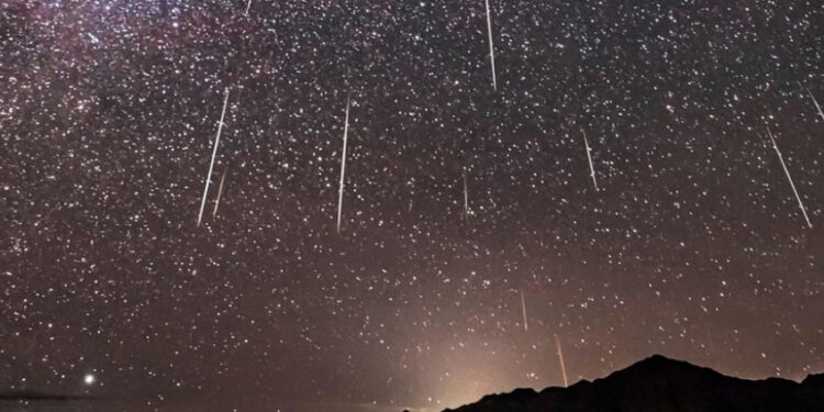 आज र भोलि राति उल्का वर्षा हुने