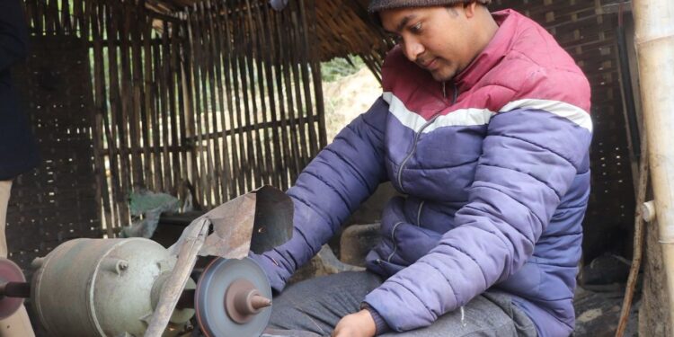 पुर्ख्यौली कालिगड पेसा संरक्षण गर्दै युवा