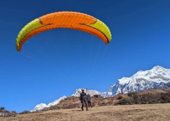 लमजुङमा ‘हाइ अल्टिच्युड’को प्याराग्लाइडिङ विद्यालय स्थापना