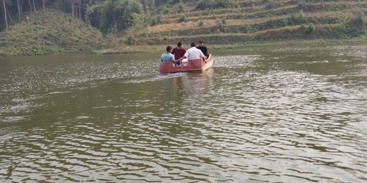 आन्तरिक पर्यटकको गन्तव्य बन्दै ‘तेह्रकुने सिमसार’