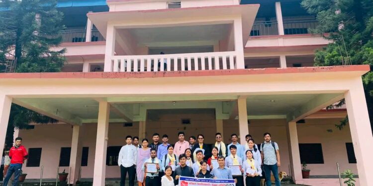 अखिल क्रान्तिकारीले सम्पन्न गर्यो हाजिरीजवाफ  कार्यक्रम