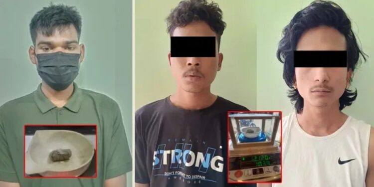 झापाको काकरभिट्टाबाट ब्राउन सुगर सहित  तीन जना ब्यक्तिहरु पक्राउ ।