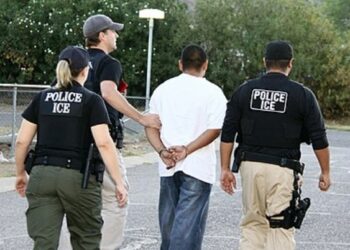 डाक्टरमाथी आक्रमण गर्ने २ जना भद्रपुरबाट पक्राउ ।