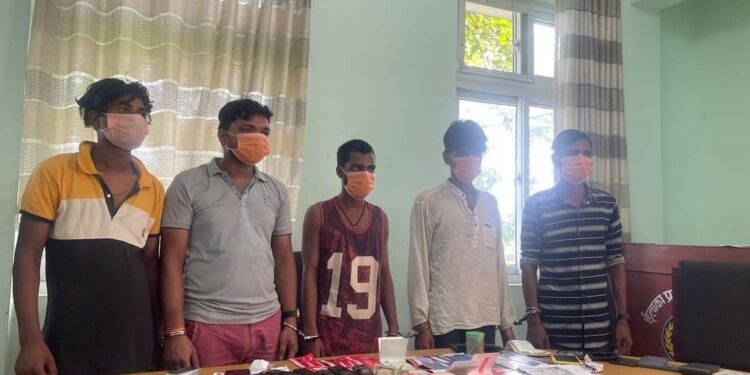 अभौतिक मुद्रा प्रयोग कारोबारमा संलग्न  ६ जना ब्यक्तिहरु पक्राउ  ।