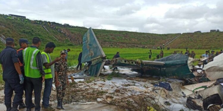 इन्जिन परिक्षणका लागि पोखरा लगिदै गरेको सौर्य एयरलाइन्सको जहाज दुर्घटना १५ जनाको मृत्यु ।