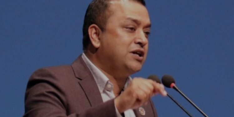 जनताको काममा चमत्कार गर्छु भन्दै भाषण बाजि गर्दै नहिन्न मन्त्रीहरुलाई काङ्ग्रेस महामन्त्री  थापाको सुझाव ।