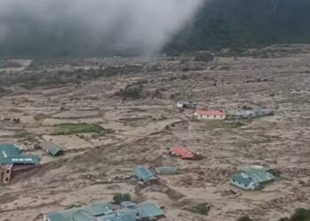 सोलुखुम्बुमा हिम पहिरो करिव २० घर भन्दा बढी पुरिएको आशङ्का ।