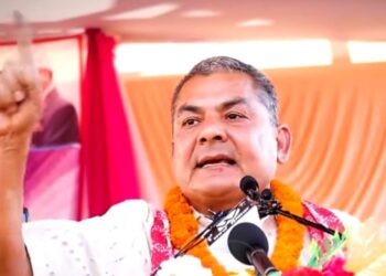 अदालत खुले लगत्तै आफ्नै निवासबाट मेडिकल ब्यबसायी दुर्गा प्रसाईं पक्राउ ।