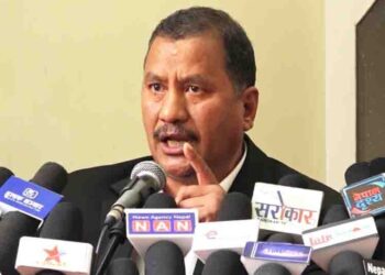 ओलीलाई विप्लवको प्रश्न- जनयुद्ध नभए के हो त ?