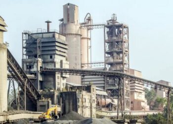 आर्थिक संकटका कारण ३ महिनादेखी यता हेटौडा सिमेन्ट कार्खानाको उत्पादन  बन्द ।