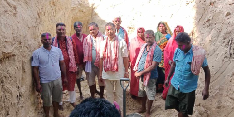 बहुप्रतीकक्षित पुल डुम खोलामा निर्माणको शिलान्यास ।