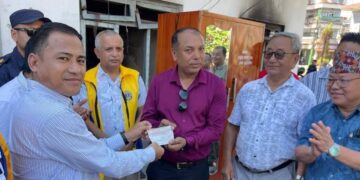 दमकको प्रहरी कार्यलय भवन पुन:निर्माण गर्न दमक ईशाई समाजले गर्यो आर्थिक सहयोग ।