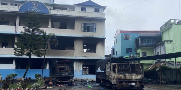 इलाका प्रहरी कार्यालय दमकमा आक्रमण गर्ने १३ जना कारागार चलान  ।