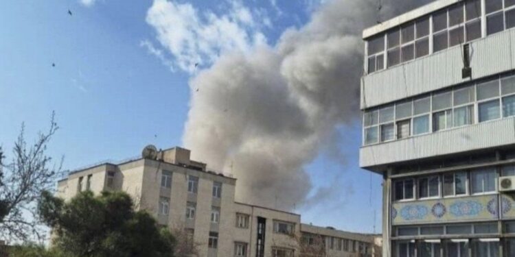 खाडी देशहरूमा आक्रमण सुरु, अबुधाबीमा एकको मृत्यु, लाखौं नेपाली खतरामा