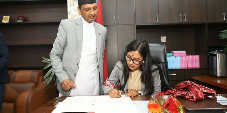 जवर्जस्ती करणी सम्बन्धी मुद्दाका लागी छिटो न्याय सम्पादन गर्न अध्य्यन कार्यदल गठन गर्ने मन्त्री-सोविता गौतम ।