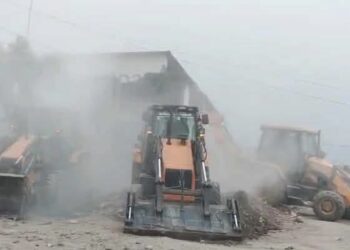 सुकुम्वासी घर टहरा भत्काउने क्रममा झडप २२ प्रहरी घाईते ।