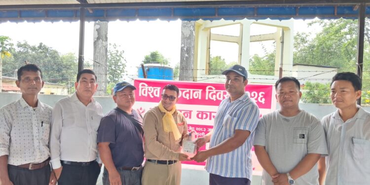 झापाको कमल गाउॅपालीका ईशाईसमाजले गर्यो रक्तदान ।